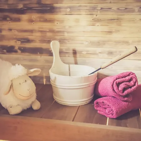 Retrovisiit Helmi Apartment